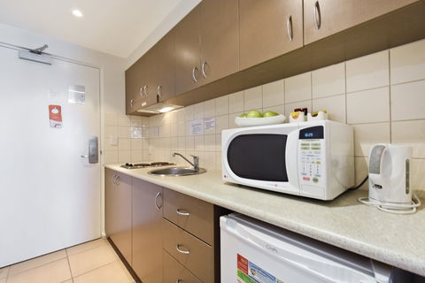 Metro Advance Apartments & Hotel - Accommodation VIC 6