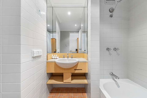 Hotel Frontier Darwin - Accommodation VIC 4