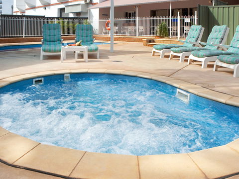 Novotel Darwin Atrium - Accommodation VIC 9