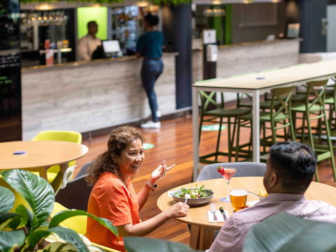 Novotel Darwin Atrium - Accommodation VIC 13