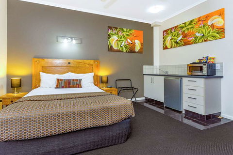 Quality Hotel Darwin Airport - Accommodation VIC 9