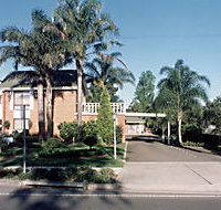 Avaleen Lodge Motor Inn - Accommodation VIC