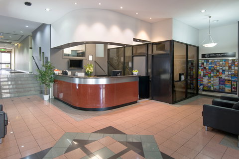 Adelaide Riviera Hotel - Accommodation VIC 1