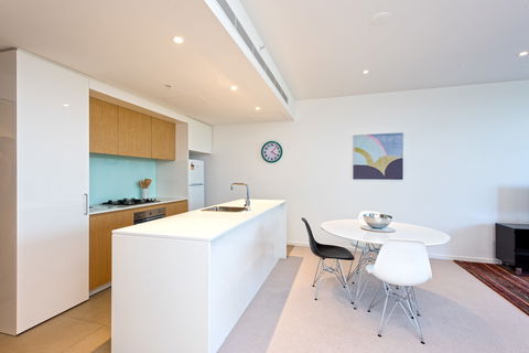 Astra Apartments MacQuarie Park - Accommodation VIC 2