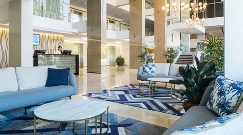 Pacific Hotel Cairns - Accommodation VIC 2