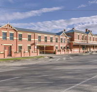 Lake Inn Ballarat - Accommodation VIC