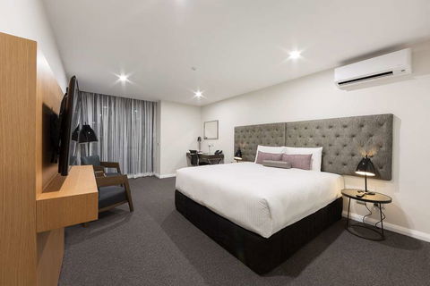 Avenue Hotel Canberra - Accommodation VIC 2