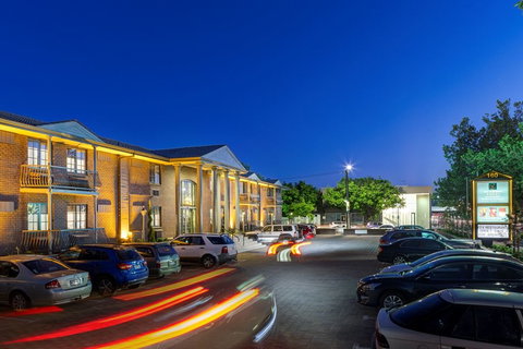 Adelaide Inn - Accommodation VIC 0