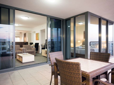 Oaks Aurora - Accommodation VIC 2