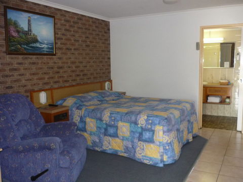 Lantern Motor Inn - Accommodation VIC 1