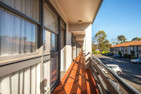 Ferntree Gully, A Nightcap Hotel - Accommodation VIC 12