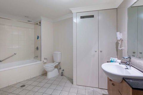 Nesuto Canberra Apartment Hotel - Accommodation VIC 5