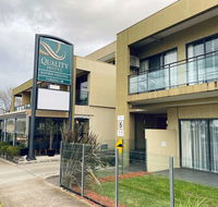 Quality Hotel Bayside Geelong - Accommodation VIC
