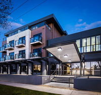 Quality Hotel Lakeside - Accommodation VIC