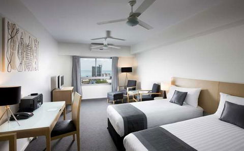 Mantra Pandanas - Accommodation VIC 1