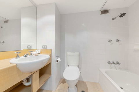 Hotel Frontier Darwin - Accommodation VIC 9