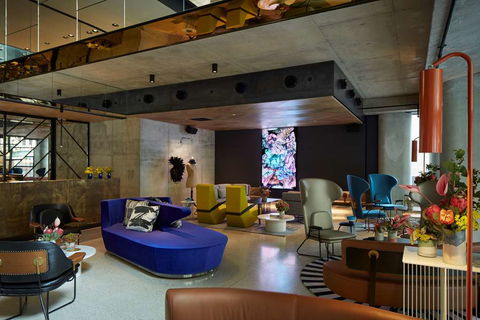 QT Melbourne - Accommodation VIC 1