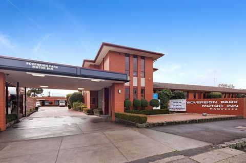 Sovereign Park Motor Inn - Accommodation VIC 0