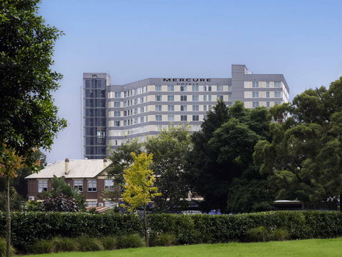 Mercure Sydney Bankstown - Accommodation VIC 1