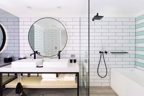 QT Bondi - Accommodation VIC 8