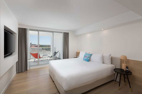 QT Bondi - Accommodation VIC 10