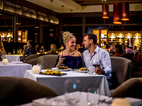 Pullman Reef Hotel Casino - Accommodation VIC 12