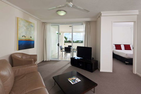 Cairns Central Plaza Apartment - Accommodation VIC 1