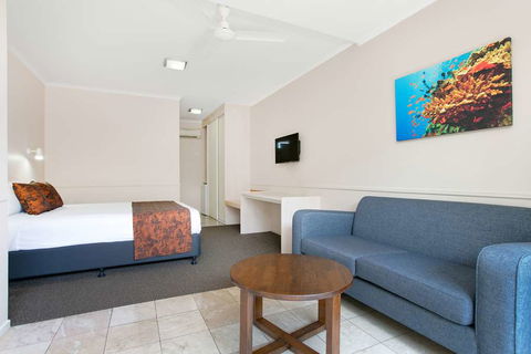 Comfort Inn Cairns City - Accommodation VIC 16