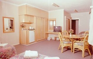 The Abbott Boutique Hotel - Accommodation VIC 3
