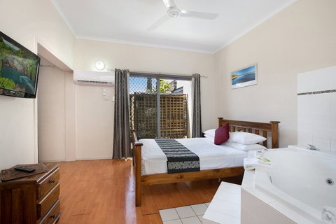 Cairns City Sheridan - Accommodation VIC 10