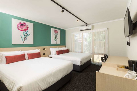 NIghtcap at Balaclava Hotel - Accommodation VIC 4