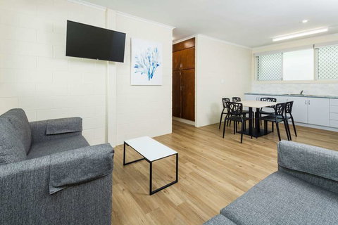 Nightcap at Edge Hill Tavern - Accommodation VIC 13