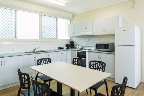 Nightcap at Edge Hill Tavern - Accommodation VIC 14