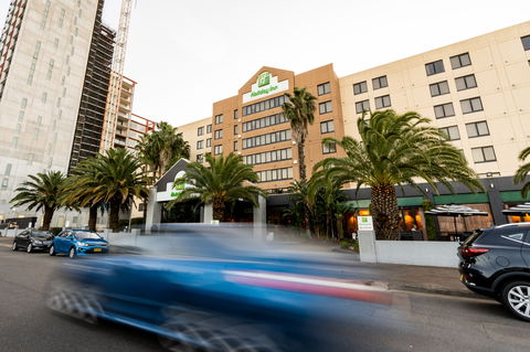 Holiday Inn Parramatta - Accommodation VIC 1