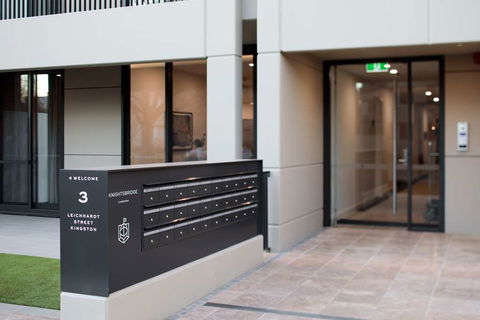 Knightsbridge Canberra - Accommodation VIC 2