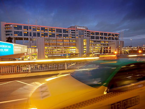 PARKROYAL Melbourne Airport - Accommodation VIC 0