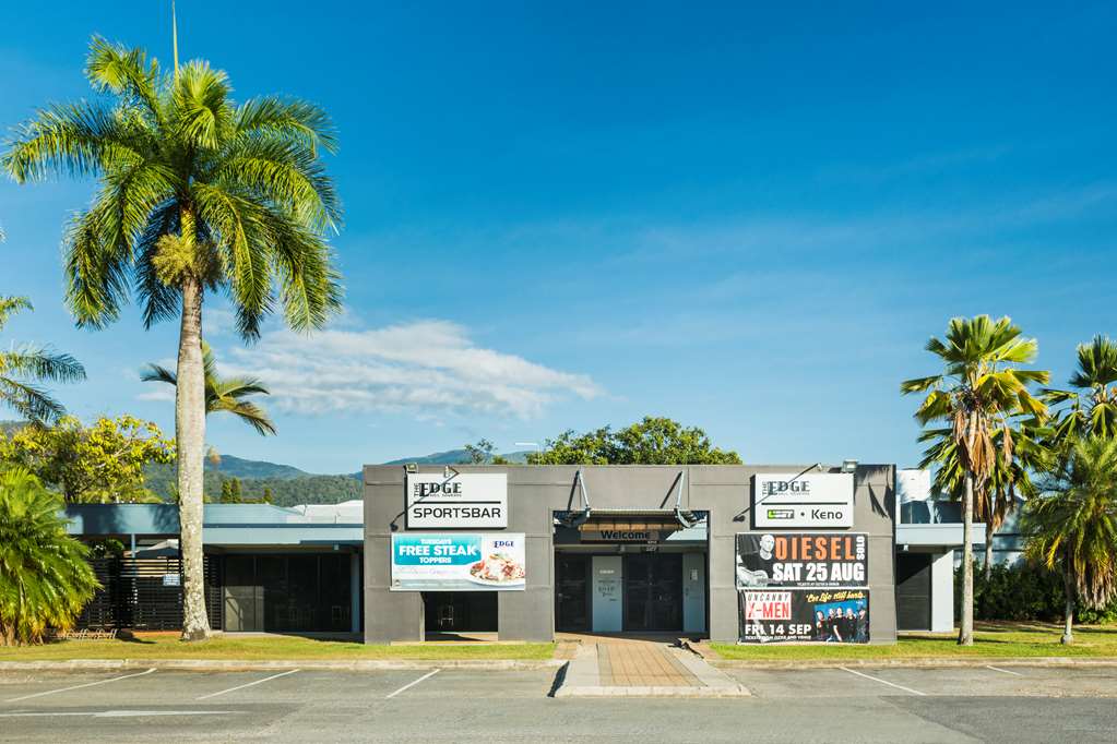 Cairns QLD Accommodation VIC