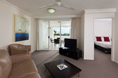 Cairns Central Plaza Apartment - Accommodation VIC 1