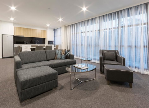 Avenue Hotel Canberra - Accommodation VIC 8