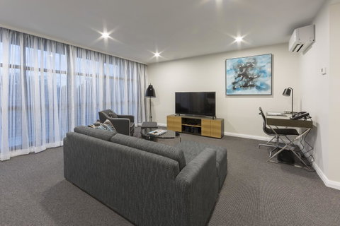 Avenue Hotel Canberra - Accommodation VIC 27
