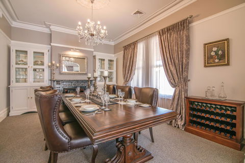 De Russie Boutique Hotel - Accommodation VIC 25