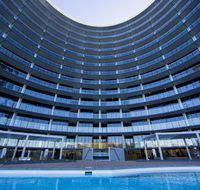 Accommodate Canberra - Manhattan on the Park - Accommodation VIC