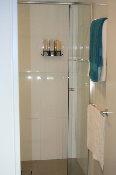 Modern Executive Apt@Barton*1BR*WiFi*Gym*Secure Parking*Canberra - Accommodation VIC 15