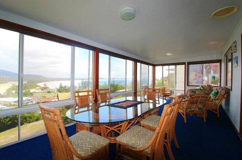 Bally High, 20 Dulconghi Street - Accommodation VIC 8