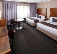 Quality Hotel Dickson - Accommodation VIC