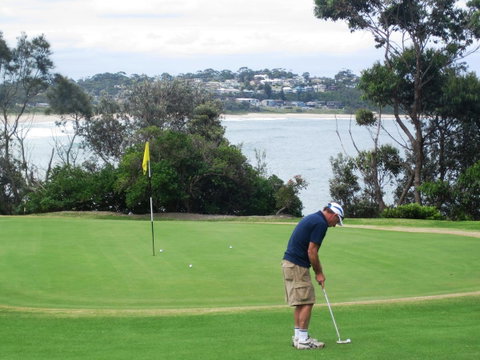 Mollymook Beach Waterfront - Accommodation VIC 18