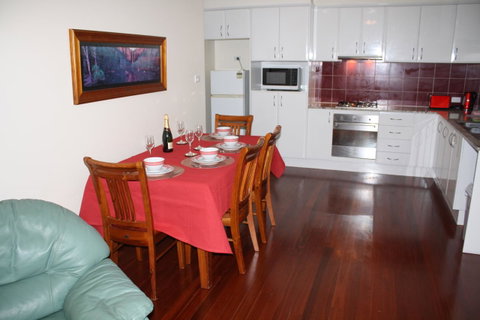 Serenity On Narrabeen Beach - 1Bdr Beachside Retreat - Accommodation VIC 8