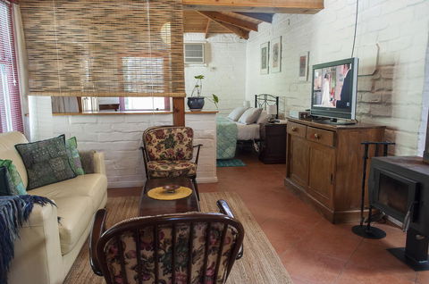 Trevalia Accommodation - Accommodation VIC 1