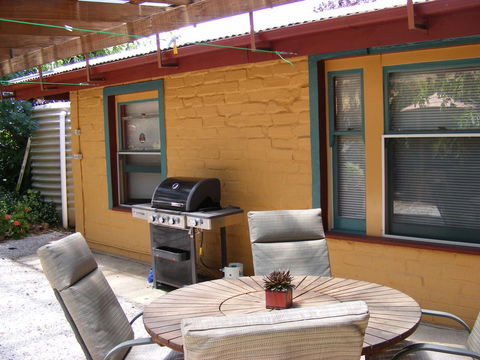 Trevalia Accommodation - Accommodation VIC 9