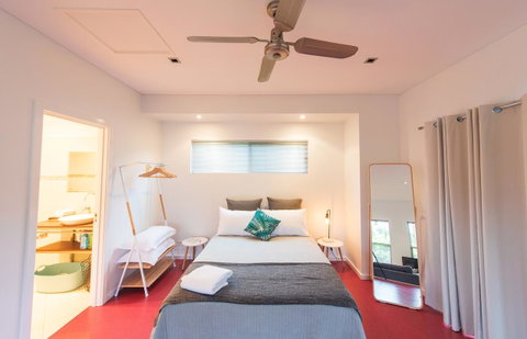 S T U D I O 22 Peaceful Retreat With Garden Views - Accommodation VIC 3